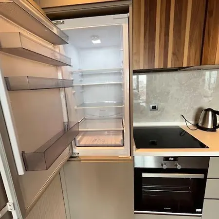 غرفتين وصالون ضمن مجمع قرب المول * Istanbulská provincie
