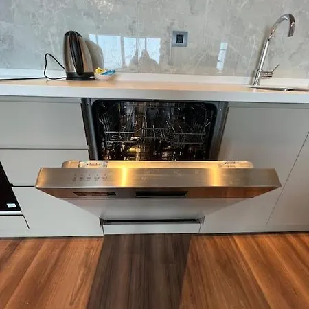 غرفتين وصالون ضمن مجمع قرب المول Apartmán Istanbulská provincie